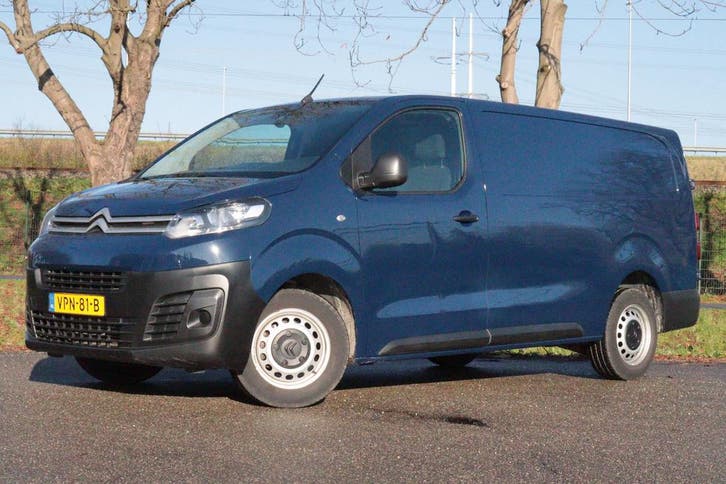 Citroën Jumpy 2.0 BlueHDI 145 XL Club Automaat, Auto's, Bestelauto's, Dealer onderhouden, Lease, Automaat, Blauw, Financial lease