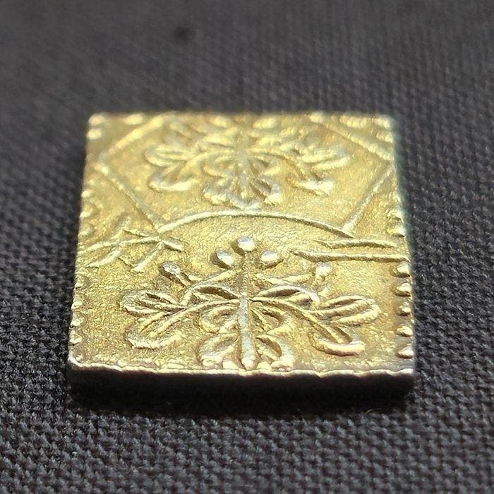 Japan. Gold 2 Bu KinNi Bu Ban Kin1868-1869 Meiji (Zonder, Postzegels en Munten, Munten | Azië