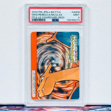 Pokémon Graded card - CHARIZARD MIKE/REBECCA/NICOLAS #A008 -, Hobby en Vrije tijd, Verzamelkaartspellen | Pokémon, Nieuw