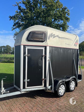 Leuke Henra 1,5 paards aanhanger!, Ophalen, Zo goed als nieuw, Hout, 1½-paards trailer