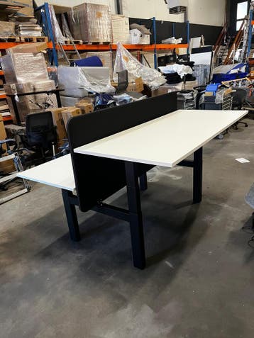Elektrisch Verstelbaar Duo Bureau - Ahrend - Refurb, Huis en Inrichting, Verzenden, In hoogte verstelbaar, Zo goed als nieuw
