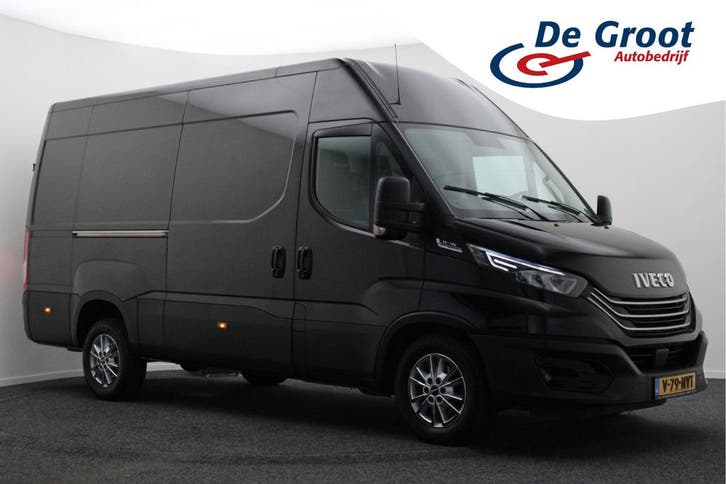 Iveco Daily 35S18 3.0 180 PK Automaat L2H2, Auto's, Bestelauto's, Onderhoudsboekje, Lease, Overige kleuren, Automaat, Financial lease