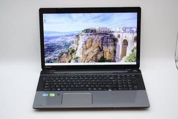 Nice find: Toshiba Satellite L70-A | Intel i5 CPU | 8GB RAM, Nieuw