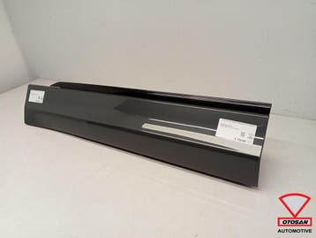 Tiguan 5na R-line sideskirt skirt deur strip afdekking L.V., Auto-onderdelen, Ophalen, Gebruikt, Volkswagen