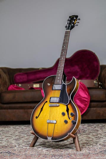 Gibson ES-135 Memphis 2000 | Sunburst, Muziek en Instrumenten, Snaarinstrumenten | Gitaren | Elektrisch, Nieuw