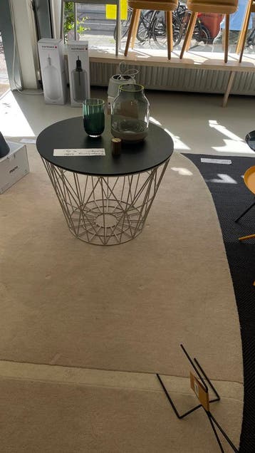 Ferm Living Wire Basket grey + top black oak large (nieuw), Ophalen, Overige materialen, Mand, Rond