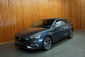 Seat Leon 1.5 E-Tsi / Apple Carplay / Navigatiesysteem NR041, Automaat, Leon, Leder en Stof, Hybride Elektrisch/Benzine