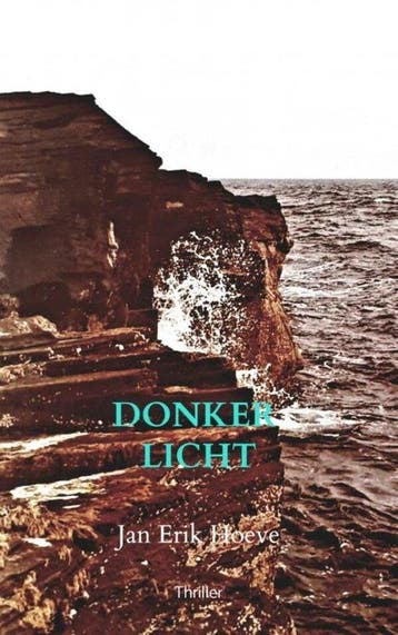 Donker Licht - Jan Erik Hoeve 9789464653953, Boeken, Verzenden, Zo goed als nieuw, Jan Erik Hoeve