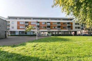 Te Huur 3 kamer Appartement Clavecymbelstraat In Maastricht, Direct bij eigenaar, Limburg, Maastricht, Appartement