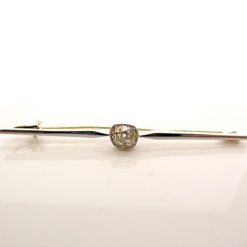 Vintage witgouden lange smalle broche met moissanite, Gebruikt, Ophalen of Verzenden, Met edelsteen, Goud