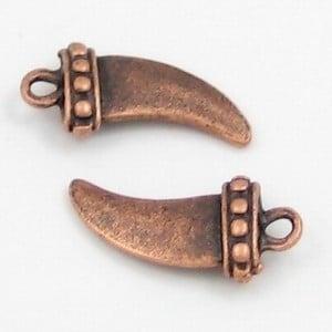 5 x  Roodkoperen haaientand bedeltje 24x12mm gat: 2mm, Ophalen of Verzenden, Nieuw, Bedel