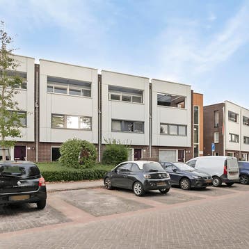 Appartement in Alphen Aan Den Rijn gevonden voor €2349,- pm, Appartement, Direct bij eigenaar, Alphen Aan Den Rijn