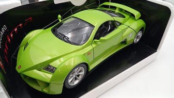 Bburago 1:18 - Modelauto - Prima Giugiaro design - (Cod.L15), Nieuw