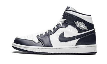 Jordan 1 Mid White Metallic Gold Obsidian, Kleding | Heren, Schoenen, Nieuw