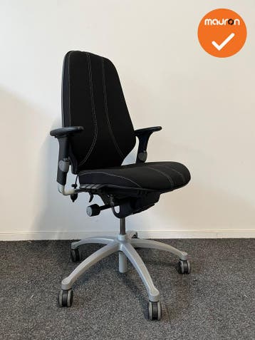 RH Logic 400 - zwarte stoffering met witte stiknaden - Grijs, Werkplek, Ophalen of Verzenden, Gebruikt, Stoel