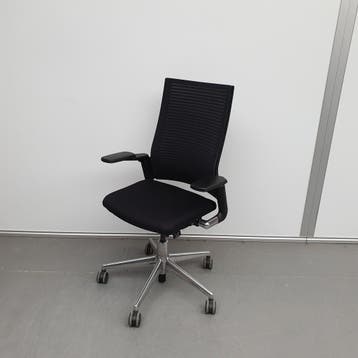 Ahrend 2020 bureaustoel - nieuwe stof zwart / netweave zwart, Ophalen of Verzenden, Nieuw