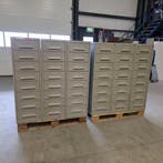 Originele zware industriele JAREN 60 metalen retro / vintage, Antiek en Kunst, Antiek | Meubels | Kasten, Ophalen of Verzenden