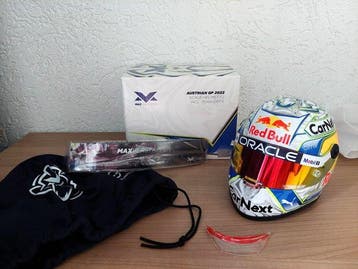 Schuberth helm 1:2 - Modelauto - Austrian GP 2022 - Max, Nieuw