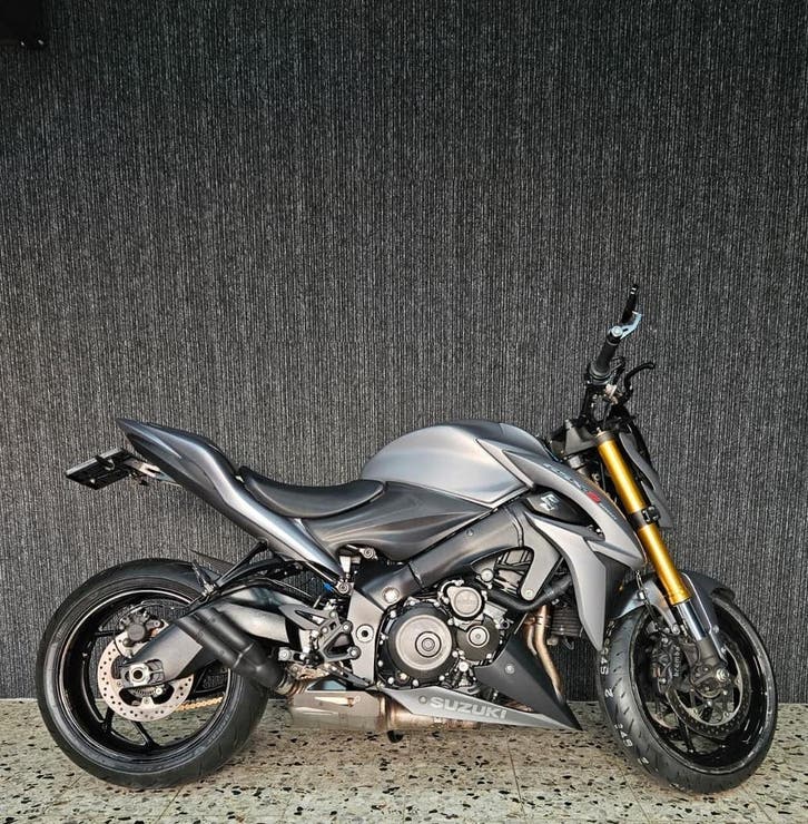 Suzuki GSX-S 1000 2017, Motoren, Motoren | Suzuki, Naked bike, Motorrijbewijs A, 4 cilinders, meer dan 35 kW, ABS, LED Verlichting