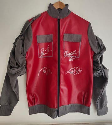 Back to the Future - Cast Signed Marty McFly Jacket –, Nieuw