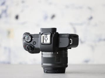Canon EOS M50 + 15-45mm IS STM - 700 clicks! - 1 jaar garant, Audio, Tv en Foto, Verzenden, Nieuw, Systeemcamera, Canon