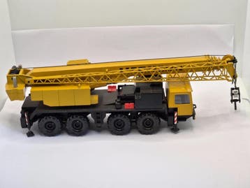 CONRAD Liebherr LTM 1060 mobiele kraan / Schaal 1:50, Hobby en Vrije tijd, Modelauto's | 1:50, Ophalen of Verzenden, Gebruikt