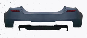 BMW F10 M550i Look Achterbumper – PDC + 4 Uitlaat, Nieuw, Achter, BMW, Bumper