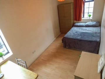 Te Huur Kamer Catharina van Rennesstraat In Den Haag, Huizen en Kamers, Kamers te huur, Minder dan 20 m², Den Haag