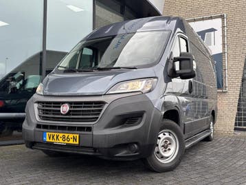 Fiat Ducato 30 2.3 MJ L2H2*3PERS*ECC*CRUISE*NAVI*CAMERA*HAAK, Stof, Gebruikt, Euro 6, Grijs
