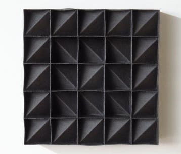 Hans Meeuwsen - Reliëf, 2026 - 52 zwart wandrelief - 125 mm, Antiek en Kunst