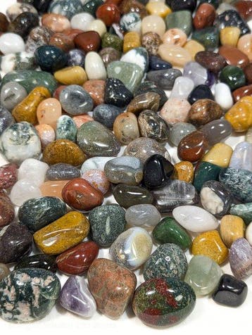 1,5 kg - Gemengde gepolijste Indiase edelstenen collectie –