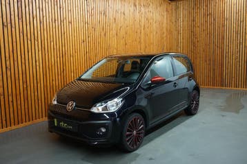Volkswagen High Up! Color-pakket Fortana Red Airco Nr. 007, Voorwielaandrijving, Stof, Gebruikt, Zwart