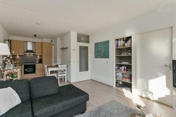Te Huur 3 Kamer Appartement Kobelaan In Rotterdam, Rotterdam, Direct bij eigenaar, Appartement, Rotterdam