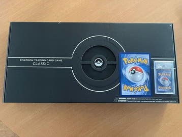 Pokémon Box - Empty Pokémon Classic Game + random graded, Nieuw