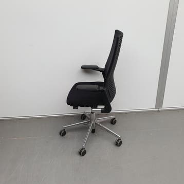 Ahrend 2020 bureaustoel - nieuwe stof zwart / netweave zwart, Ophalen of Verzenden, Nieuw