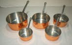 Een fraaie set van 5 koperen Franse pannen - Pan - Koper,
