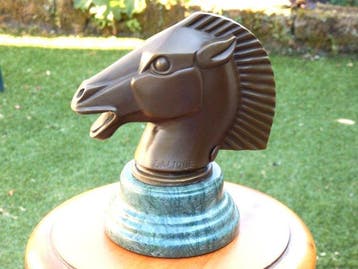After Lalique - sculptuur, Bronzen Art Deco sculptuur -