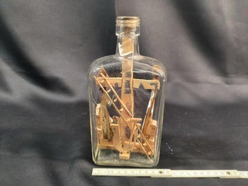 Grote fles van de Passion – 22 cm - Glas, Hout - 1900-1910
