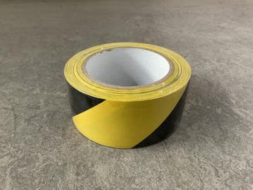Veiling - 36x Deltafix PVC vloermarkeringstape zwartgeel 50m, Doe-het-zelf en Verbouw, Schildersmaterialen, Nieuw
