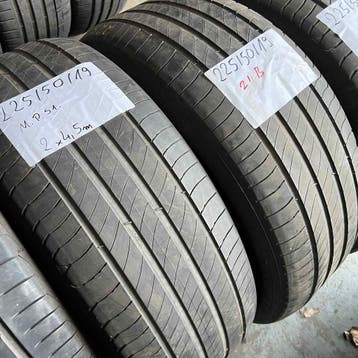 2 x Michelin 225-50-19 Zomerbanden 4,5mm, Auto-onderdelen, 19 inch, Gebruikt, Ophalen of Verzenden, Band(en)