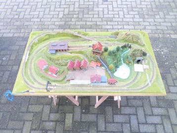 Kibri N - Modeltreinlandschap (1) - N-Spoor Landschap plaat, Hobby en Vrije tijd, Modeltreinen | N-Spoor, Nieuw