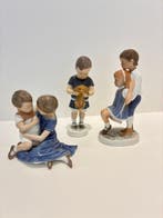 Bing & Grondahl - Figuur - Three B&G children figurines set
