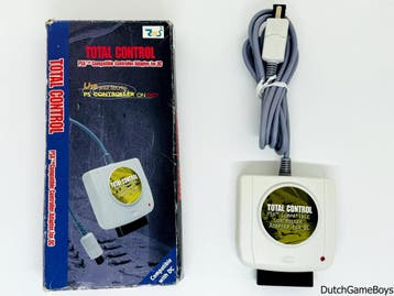 Playstation 1 / PS1 - Total Control - PSX Controller Adapter, Spelcomputers en Games, Spelcomputers | Sega, Verzenden, Gebruikt