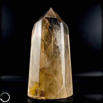 Natuurlijke rookkwarts-obelisk – markante structuur met