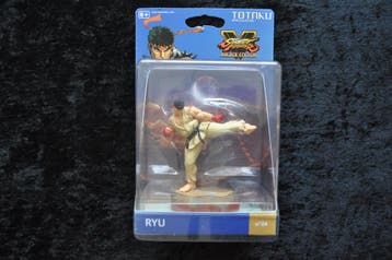 TOTAKU Street Fighter V Arcade Edition RYO No 24 NEW, Verzamelen, Verzenden, Nieuw