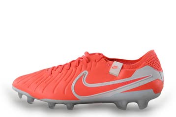 Nike Voetbalschoenen in maat 44½ Rood, Overige kleuren, Verzenden, Nike, Zo goed als nieuw