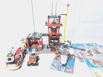 Lego Set - City - Brandweerkazerne 7240; Helikopter 7238;, Nieuw