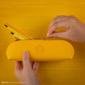 Harry Potter Hufflepuff Pennenzak, Verzamelen, Ophalen of Verzenden, Nieuw