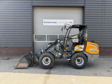 GIANT G2700 X-TRA HD+ minishovel / kniklader 2026 150 uur, Ophalen, Wiellader of Shovel