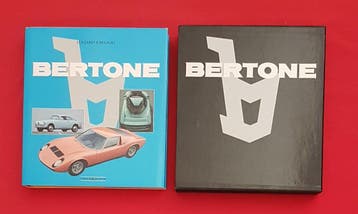 Bertone, Lamborghini, Alfa Romeo, Fiat, Lancia, Abarth, Algemeen, Luciano Greggio, Verzenden, Zo goed als nieuw